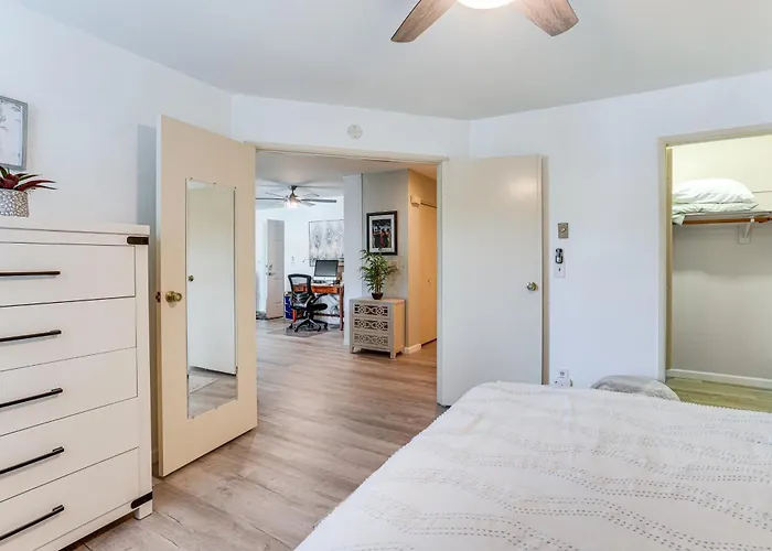 Holiday home 1 Mi To Whiskey Row + Town Sq: Remote Work Hub! Prescott
